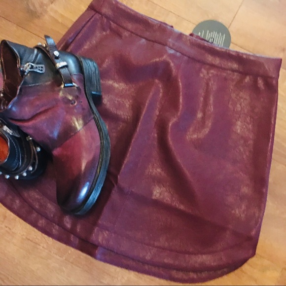 VEGAN LEATHER BURGUNDY SKIRT SOFT LINING - Picture 5 of 15